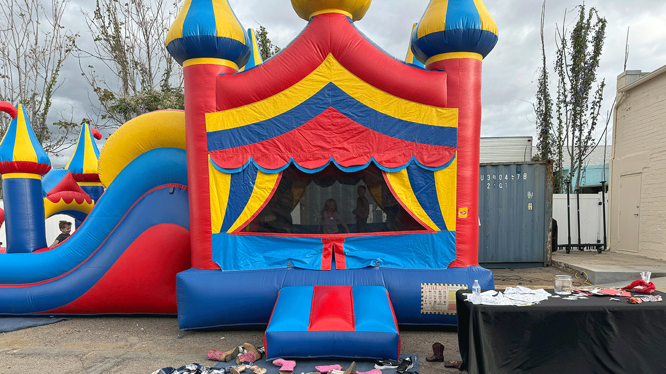 bouncehouse3-web